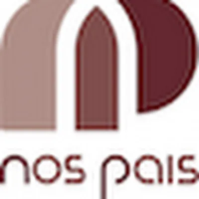 Logo for Nos Pais (English)